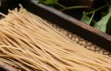 Hvordan kan Sweet Potato Vermicelli-processorer reducere omkostningerne og øge effektiviteten? Qinhuangdao Tongyou kartoffelindustri løser energiforbrugsudfordringer med termisk energilagring